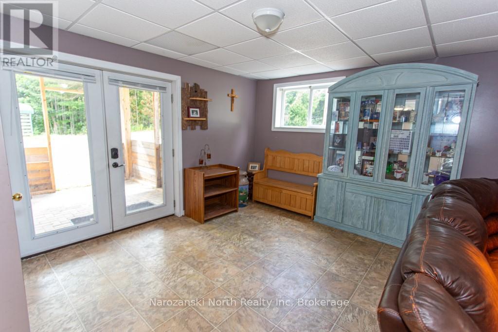 30 Presquille Road, French River, Ontario  P0M 1A0 - Photo 23 - X12370985
