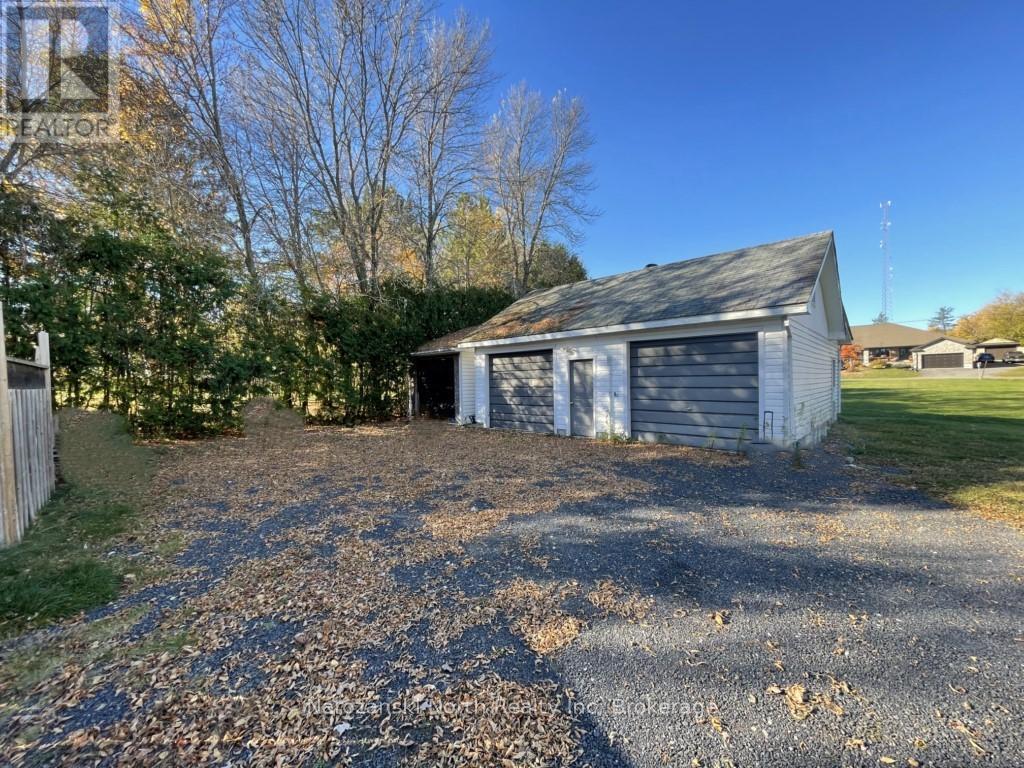 11 John Street, St. Charles, Ontario  P0M 2W0 - Photo 29 - X12469974