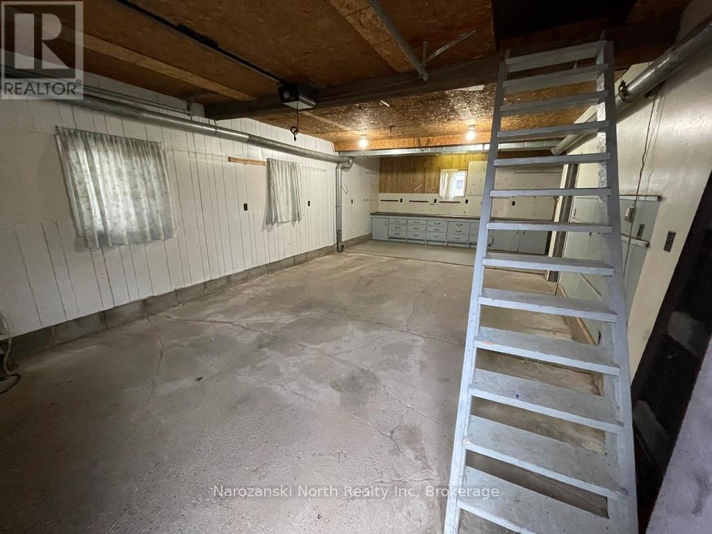 11 John Street, St. Charles, Ontario  P0M 2W0 - Photo 31 - X12469974