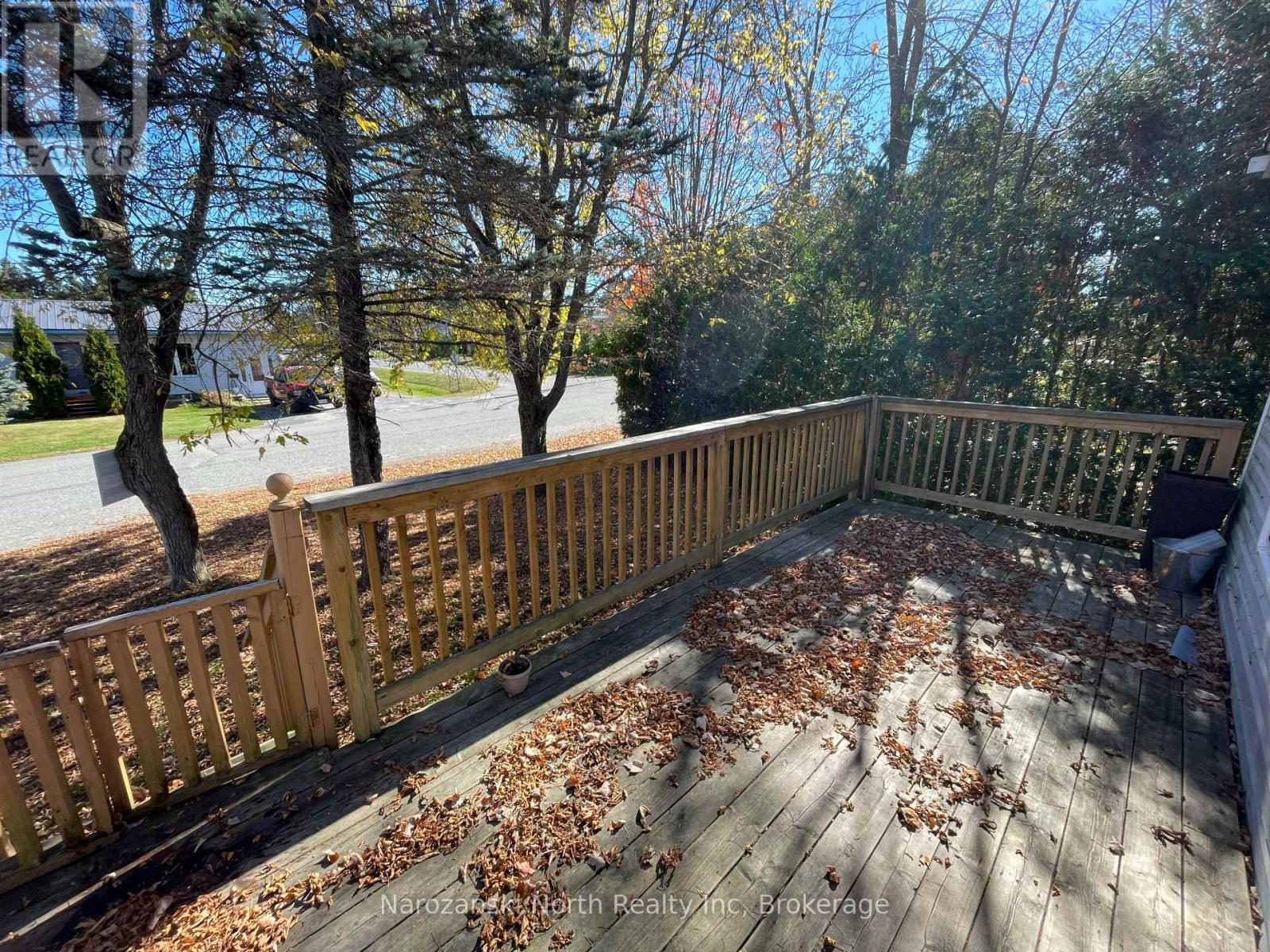 11 John Street, St. Charles, Ontario  P0M 2W0 - Photo 5 - X12469974
