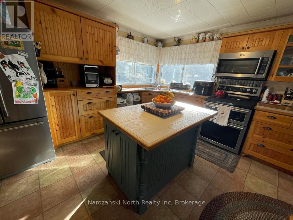 2597 Wolseley Bay Road, West Nipissing, Ontario  P6A 5K9 - Photo 8 - X12522168