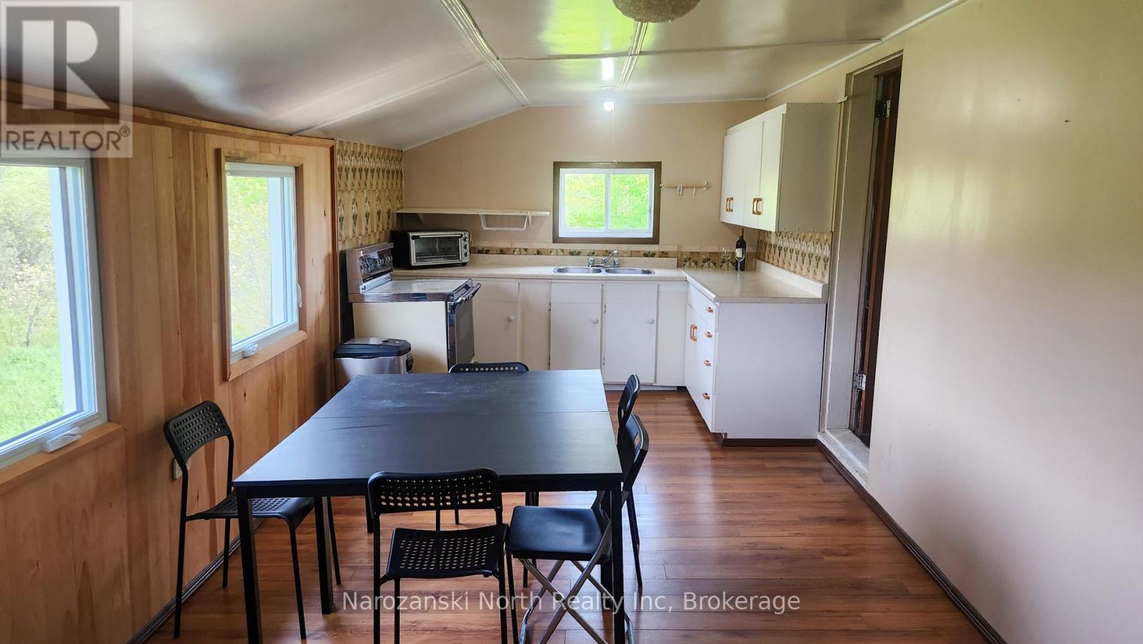 556 Hartley Bay Road, Killarney, Ontario  P0M 1A0 - Photo 9 - X12529968