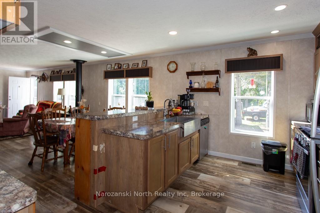 4560 Hwy 11 Highway N, Temagami, Ontario  P0H 2H0 - Photo 11 - X12572598