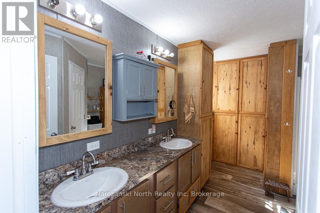 4560 Hwy 11 Highway N, Temagami, Ontario  P0H 2H0 - Photo 19 - X12572598