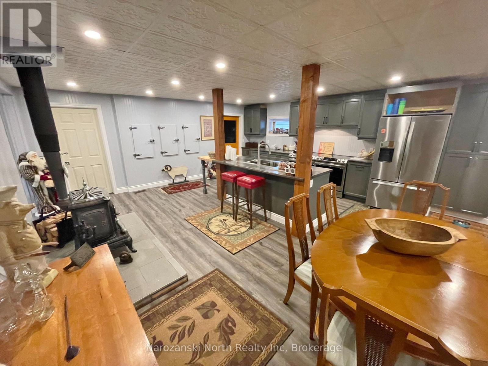 25 Pine Ridge Road, French River, Ontario  P0M 1A0 - Photo 15 - X12583382