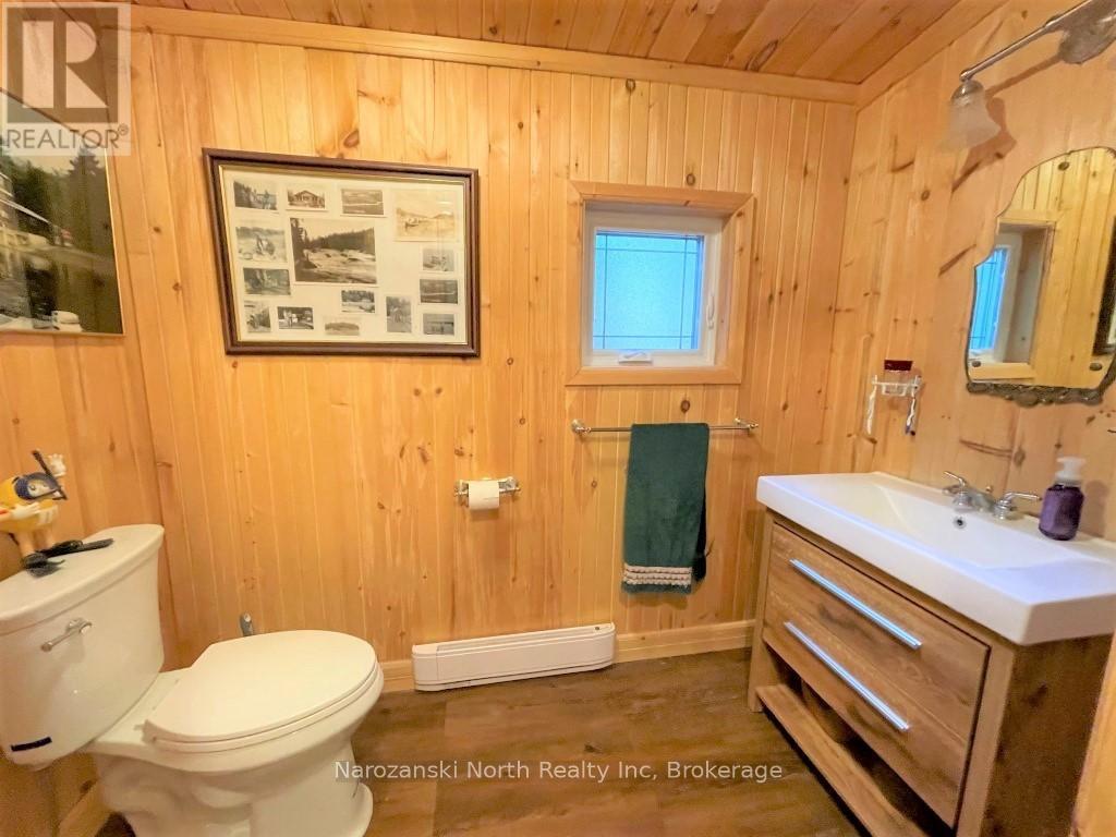 25 Pine Ridge Road, French River, Ontario  P0M 1A0 - Photo 29 - X12583382