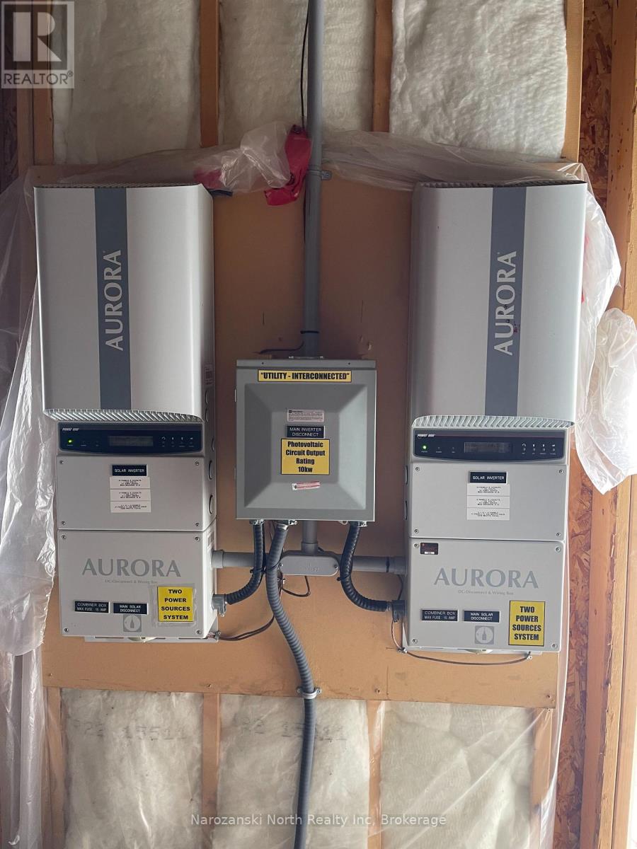 16 Notre Dame Street W, French River, Ontario  P0M 2N0 - Photo 22 - X12610176