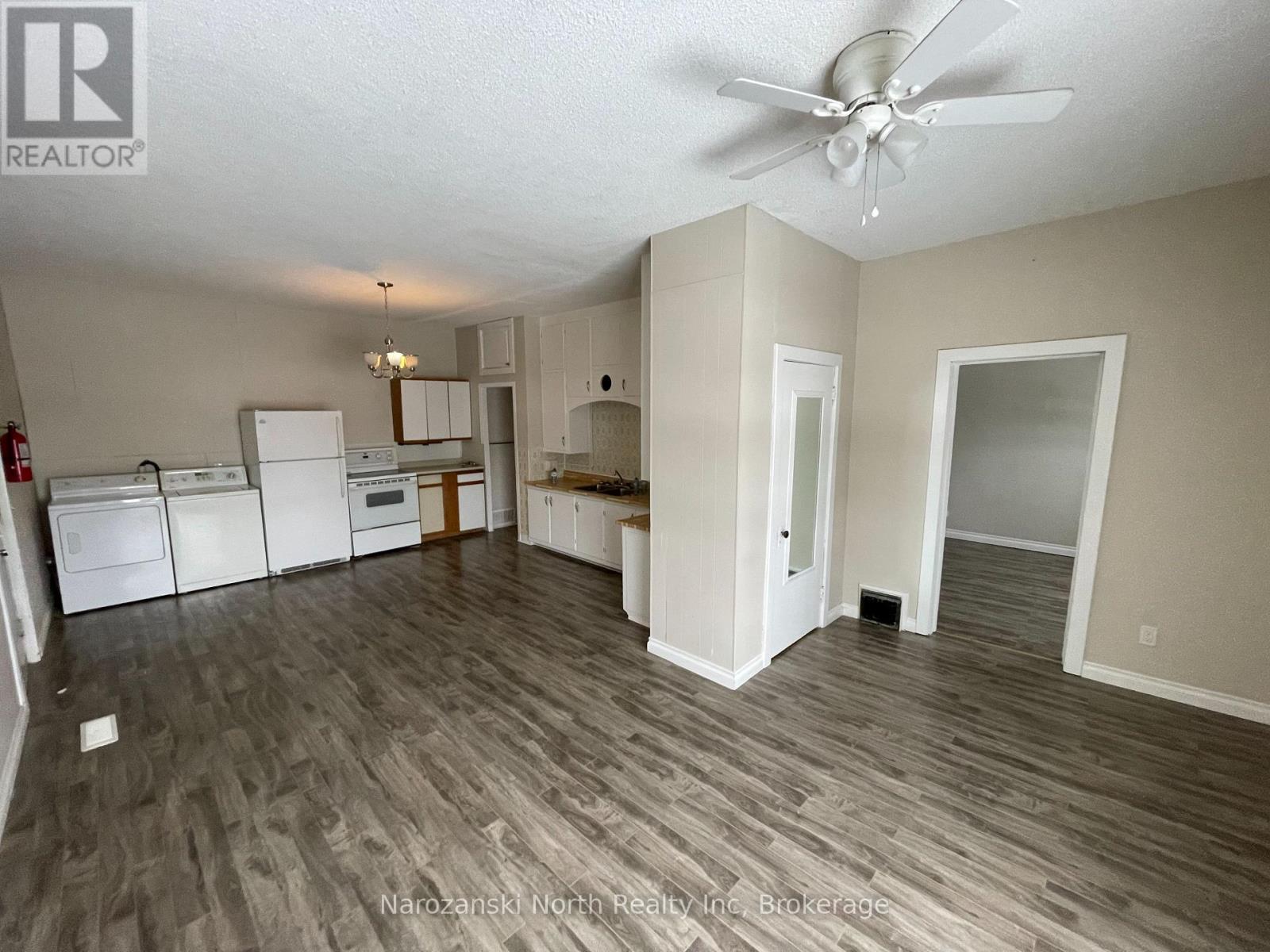 16 Notre Dame Street W, French River, Ontario  P0M 2N0 - Photo 6 - X12610176