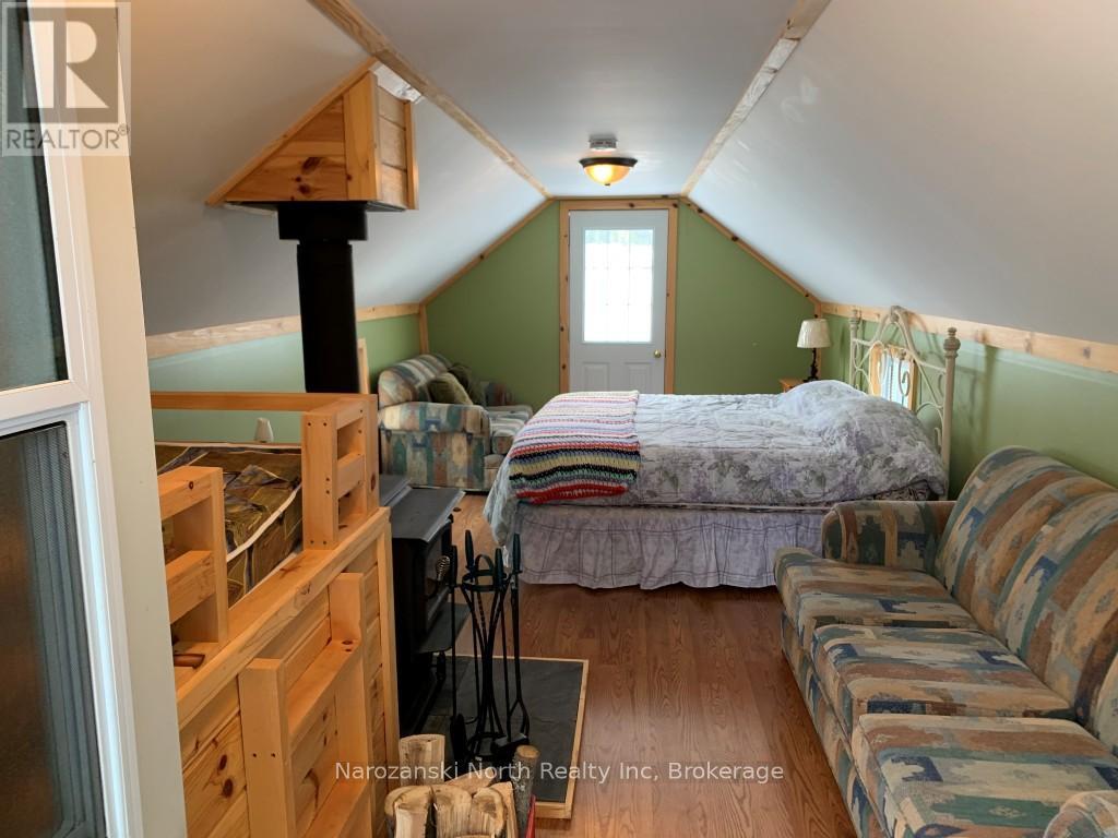 151b Du Lac Avenue, West Nipissing, Ontario  P0H 1R0 - Photo 21 - X12637516
