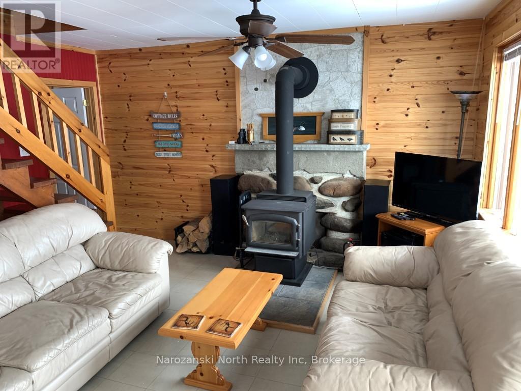 151b Du Lac Avenue, West Nipissing, Ontario  P0H 1R0 - Photo 5 - X12637516