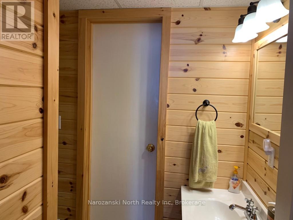 151b Du Lac Avenue, West Nipissing, Ontario  P0H 1R0 - Photo 7 - X12637516