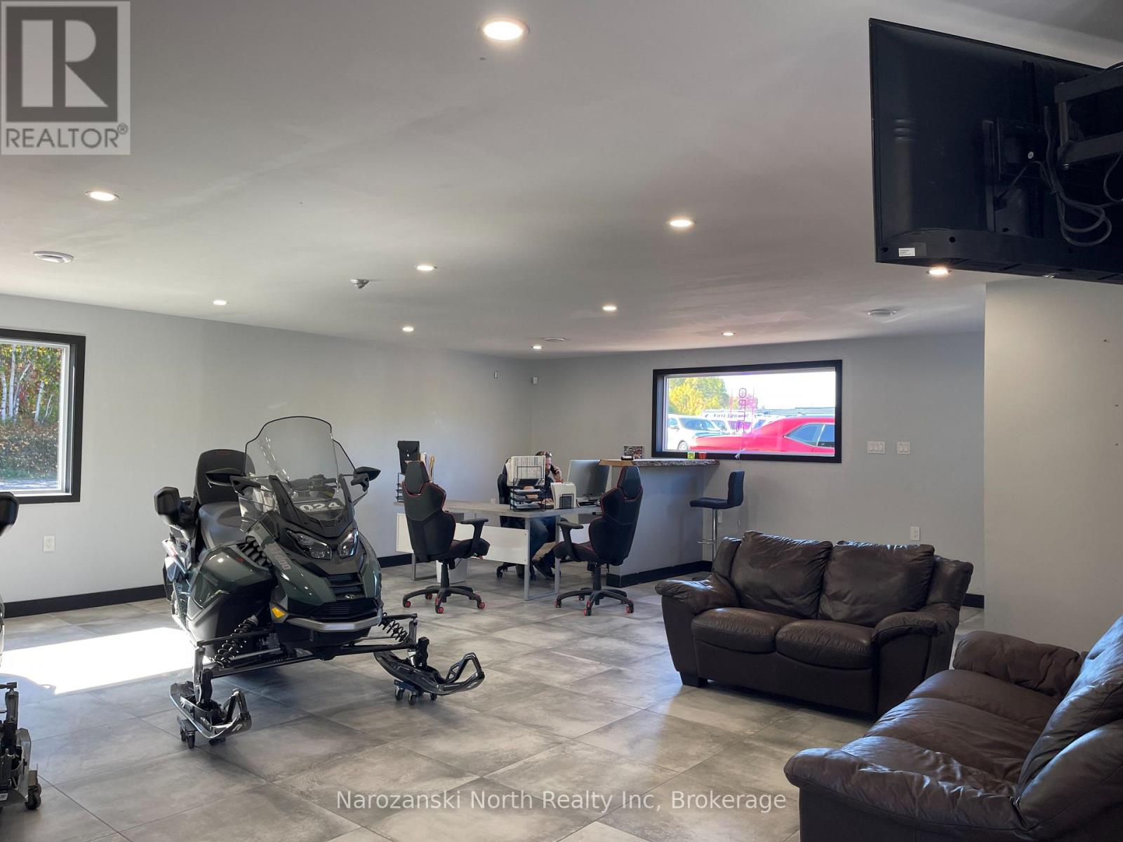 469 Kingsway, Greater Sudbury, Ontario  P3B 2E1 - Photo 14 - X12683942