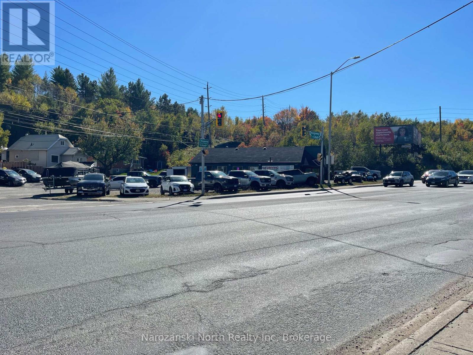 469 Kingsway, Greater Sudbury, Ontario  P3B 2E1 - Photo 3 - X12683942