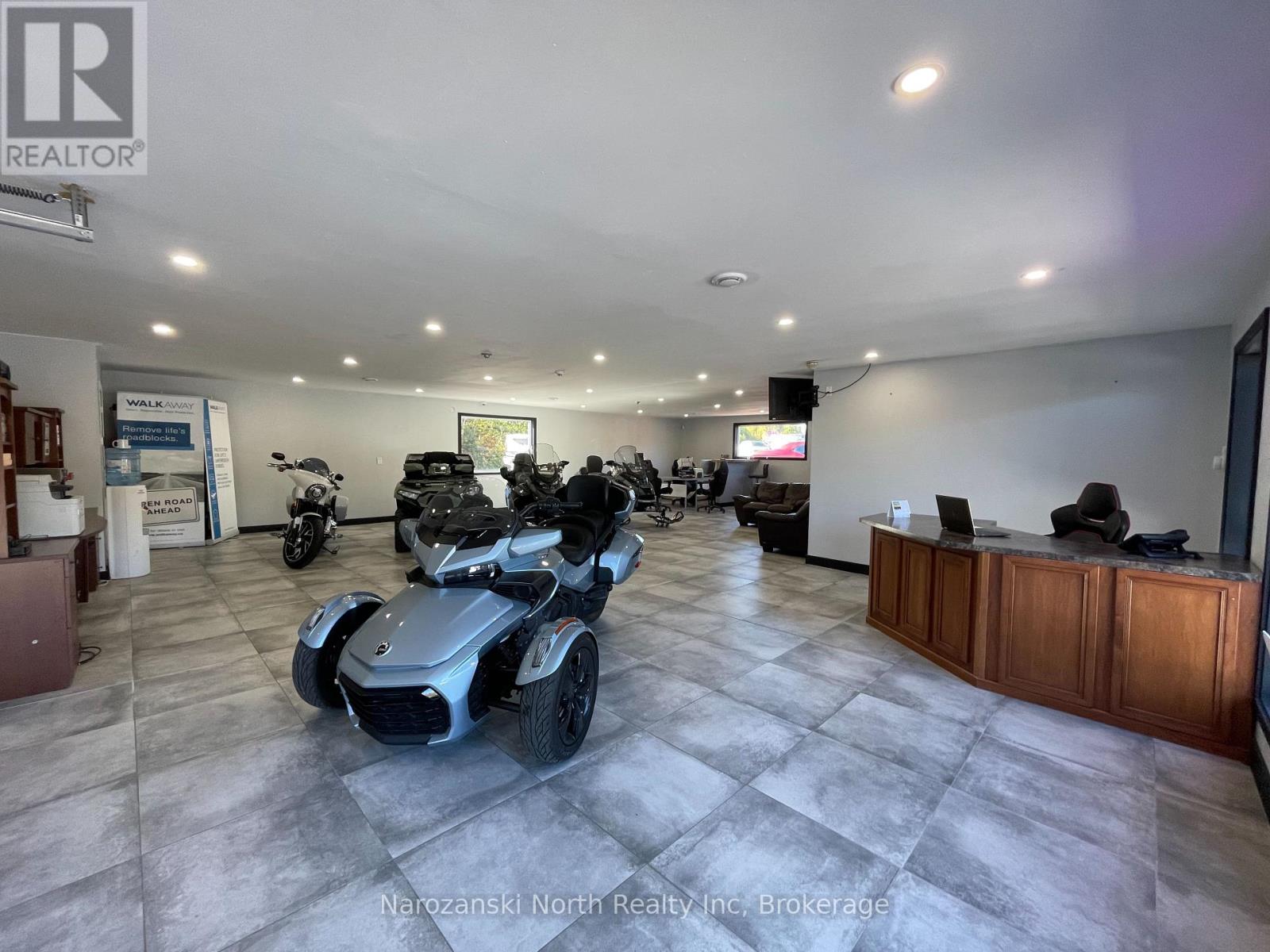 469 Kingsway, Greater Sudbury, Ontario  P3B 2E1 - Photo 7 - X12683942