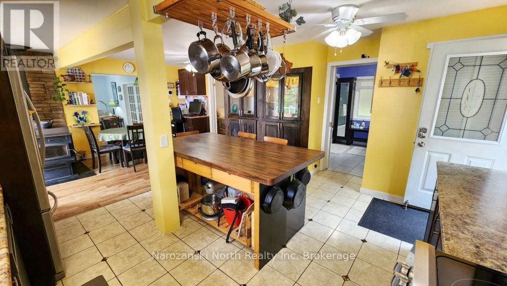 1893 Musky Bay Road, St. Charles, Ontario  P0M 2W0 - Photo 11 - X12710842