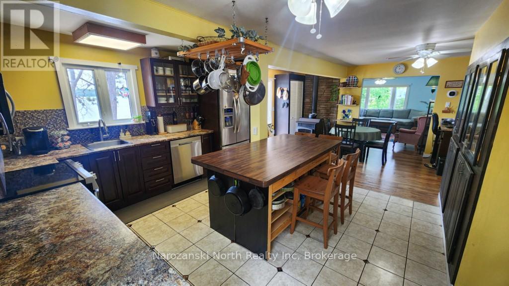 1893 Musky Bay Road, St. Charles, Ontario  P0M 2W0 - Photo 5 - X12710842