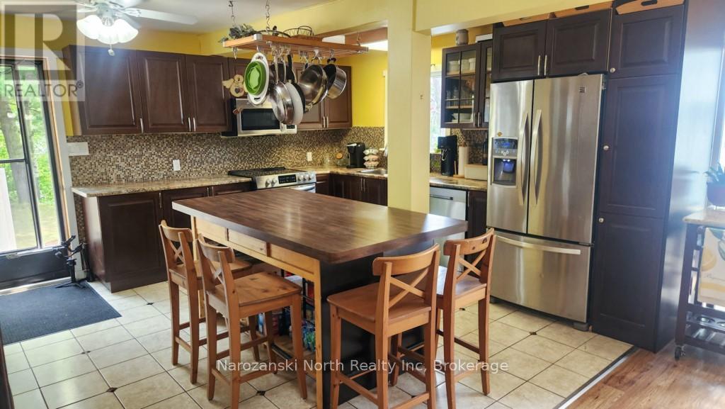 1893 Musky Bay Road, St. Charles, Ontario  P0M 2W0 - Photo 6 - X12710842