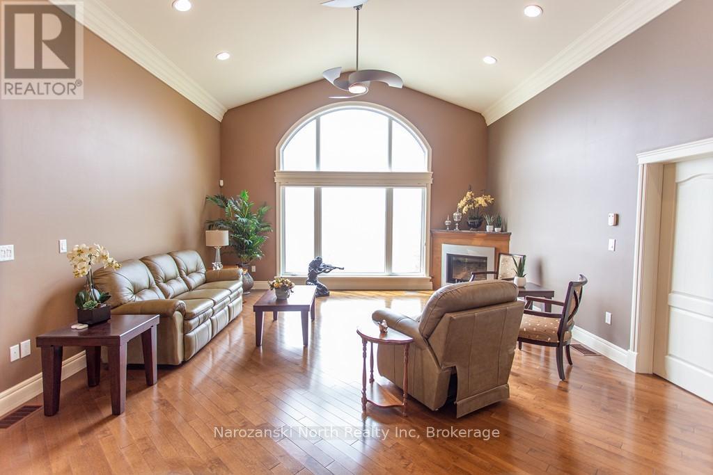 8 Telesphore Street, Greater Sudbury, Ontario  P0M 1B0 - Photo 10 - X12870650