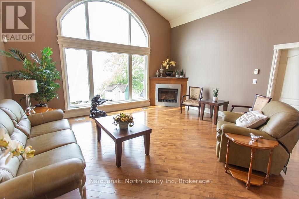 8 Telesphore Street, Greater Sudbury, Ontario  P0M 1B0 - Photo 11 - X12870650