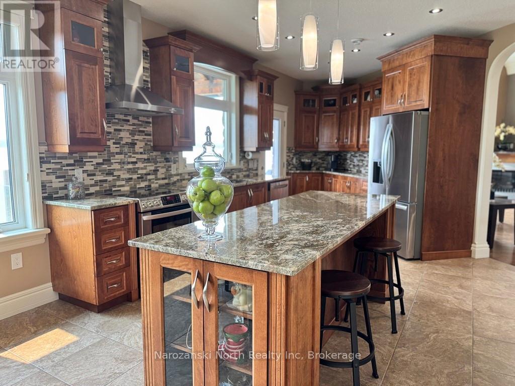 8 Telesphore Street, Greater Sudbury, Ontario  P0M 1B0 - Photo 14 - X12870650