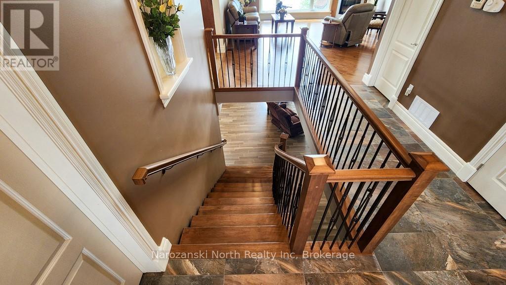 8 Telesphore Street, Greater Sudbury, Ontario  P0M 1B0 - Photo 25 - X12870650