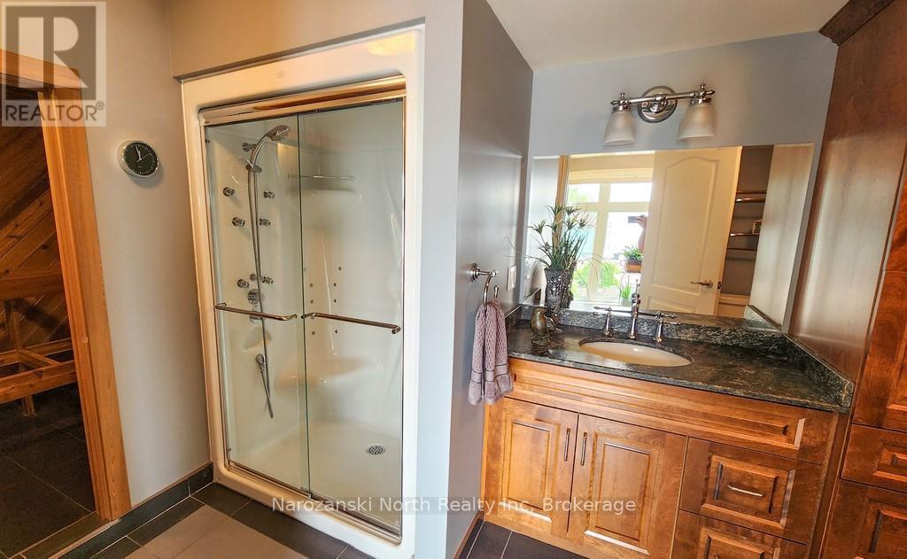 8 Telesphore Street, Greater Sudbury, Ontario  P0M 1B0 - Photo 32 - X12870650