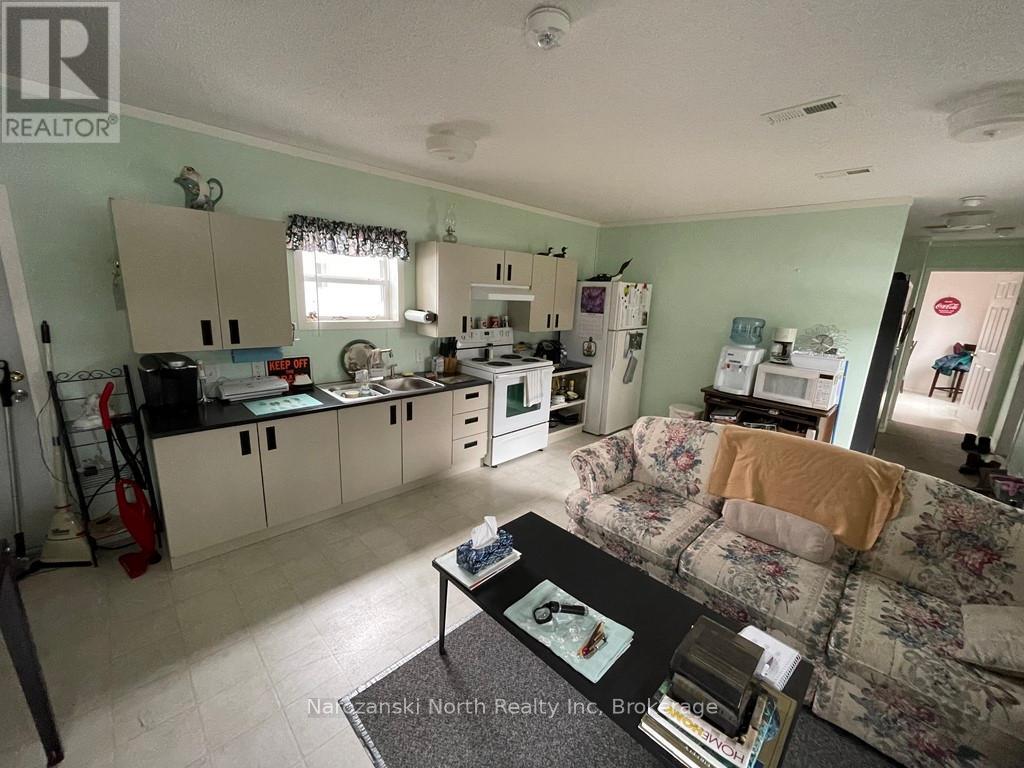 124 D Cloutier Road, St. Charles, Ontario  P0M 1G0 - Photo 5 - X13175152