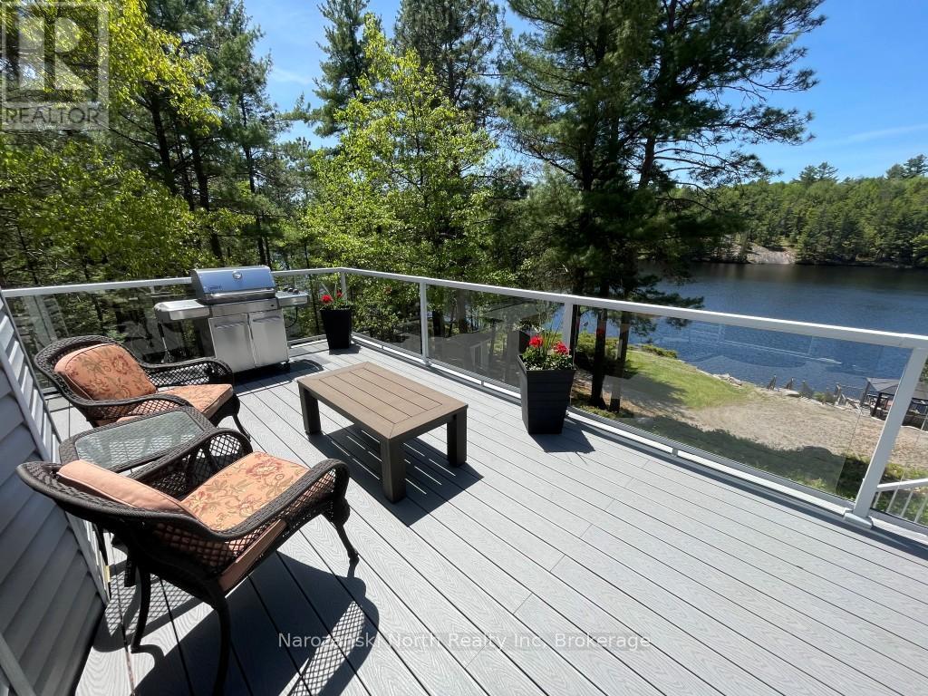 Welcome To A Rare Waterfront Retreat ,  Lake Nipissing, Ontario  P0M 2K0 - Photo 16 - X13422330
