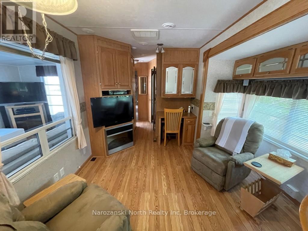 Welcome To A Rare Waterfront Retreat ,  Lake Nipissing, Ontario  P0M 2K0 - Photo 22 - X13422330