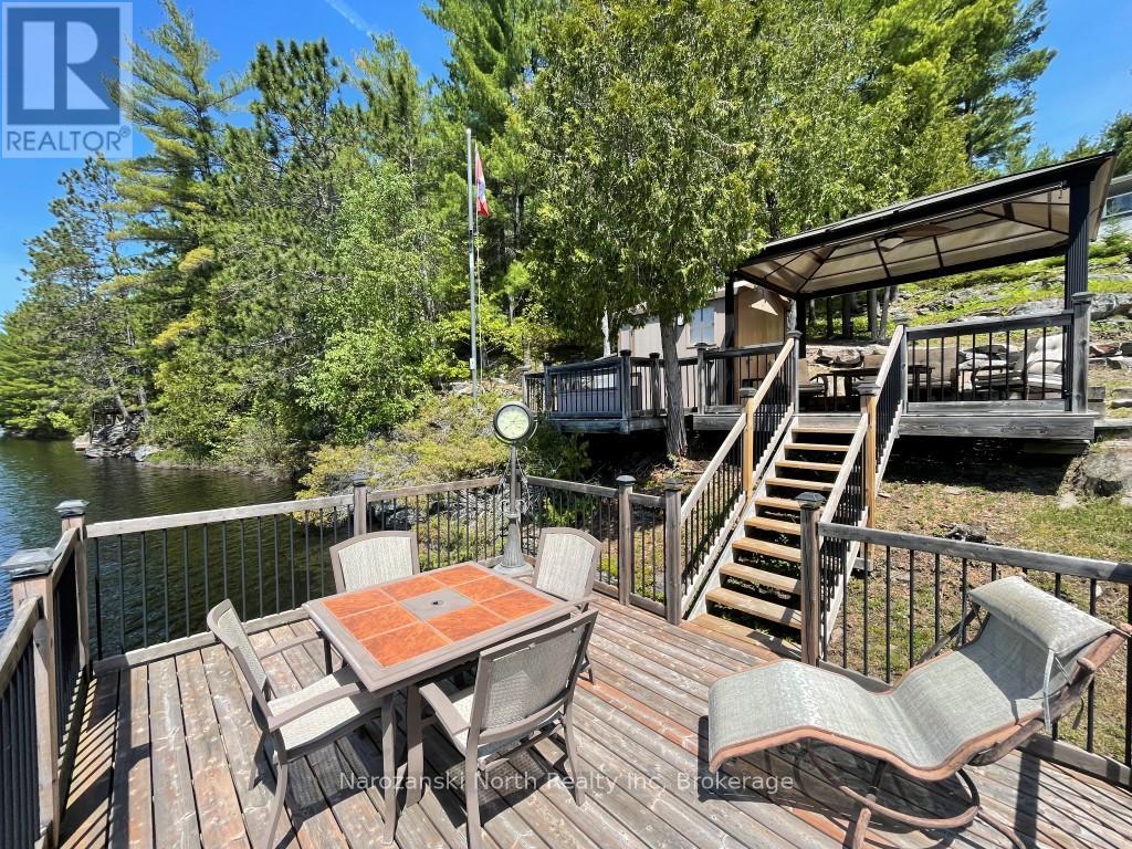 Welcome To A Rare Waterfront Retreat ,  Lake Nipissing, Ontario  P0M 2K0 - Photo 29 - X13422330
