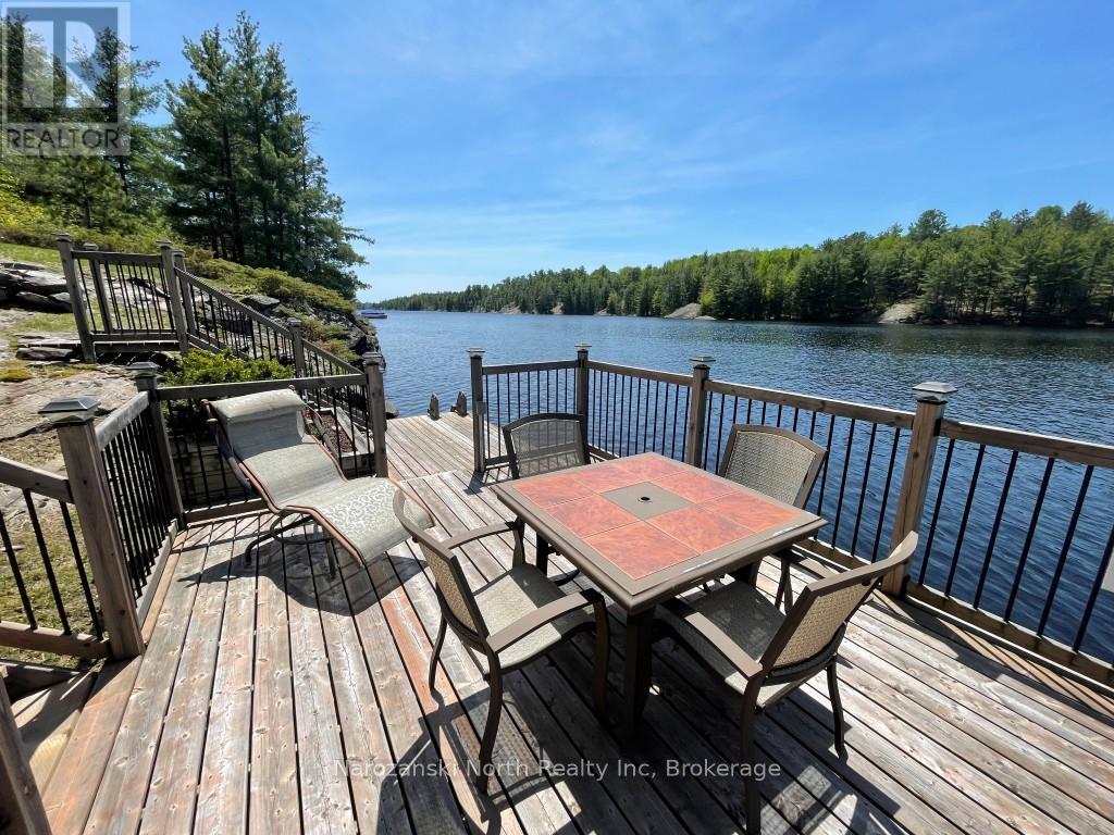 Welcome To A Rare Waterfront Retreat ,  Lake Nipissing, Ontario  P0M 2K0 - Photo 30 - X13422330