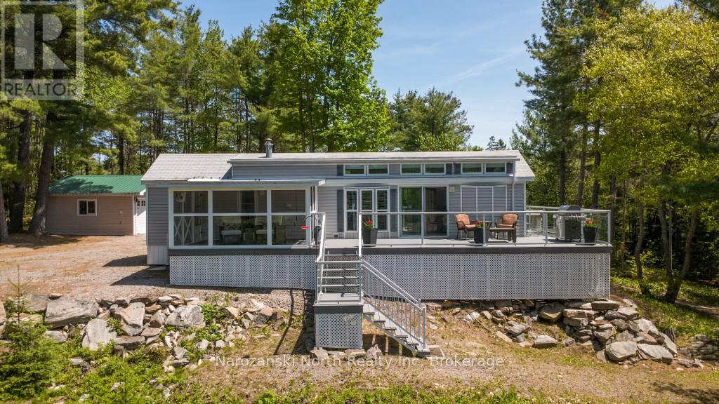 Welcome To A Rare Waterfront Retreat ,  Lake Nipissing, Ontario  P0M 2K0 - Photo 4 - X13422330