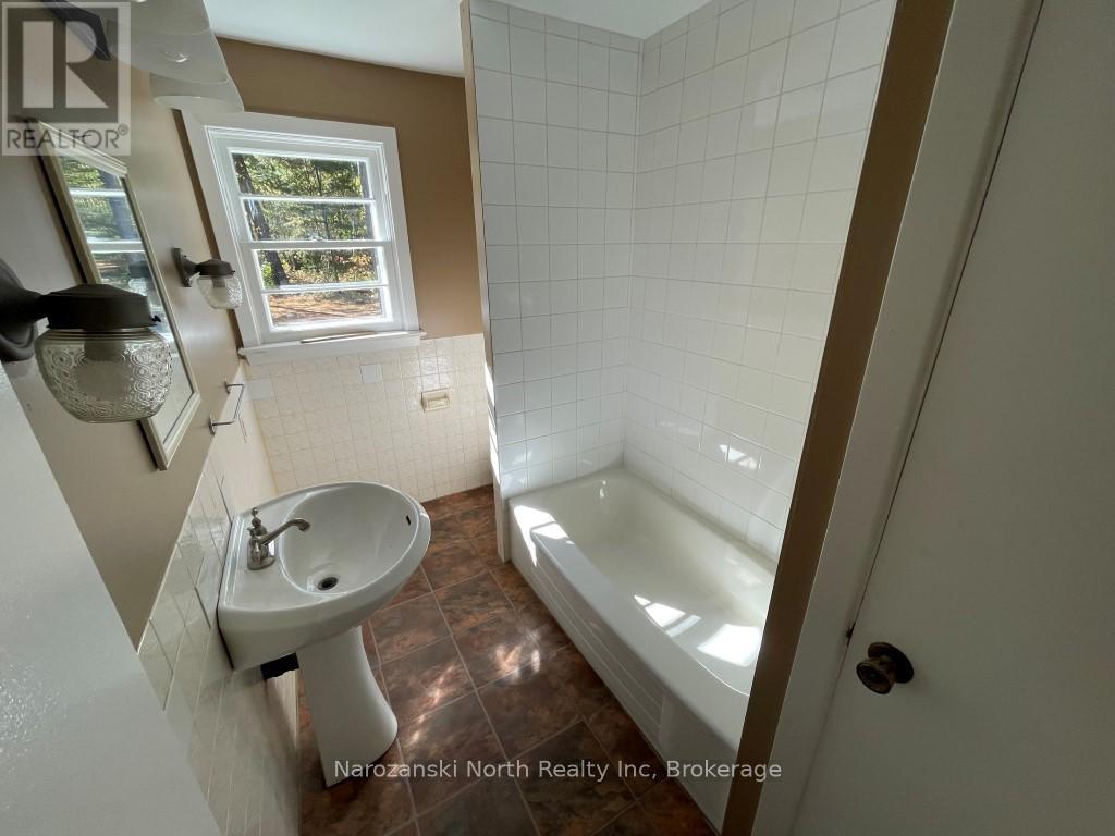 8162 Hwy 64 Highway, French River, Ontario  P0M 2K0 - Photo 23 - X13446600