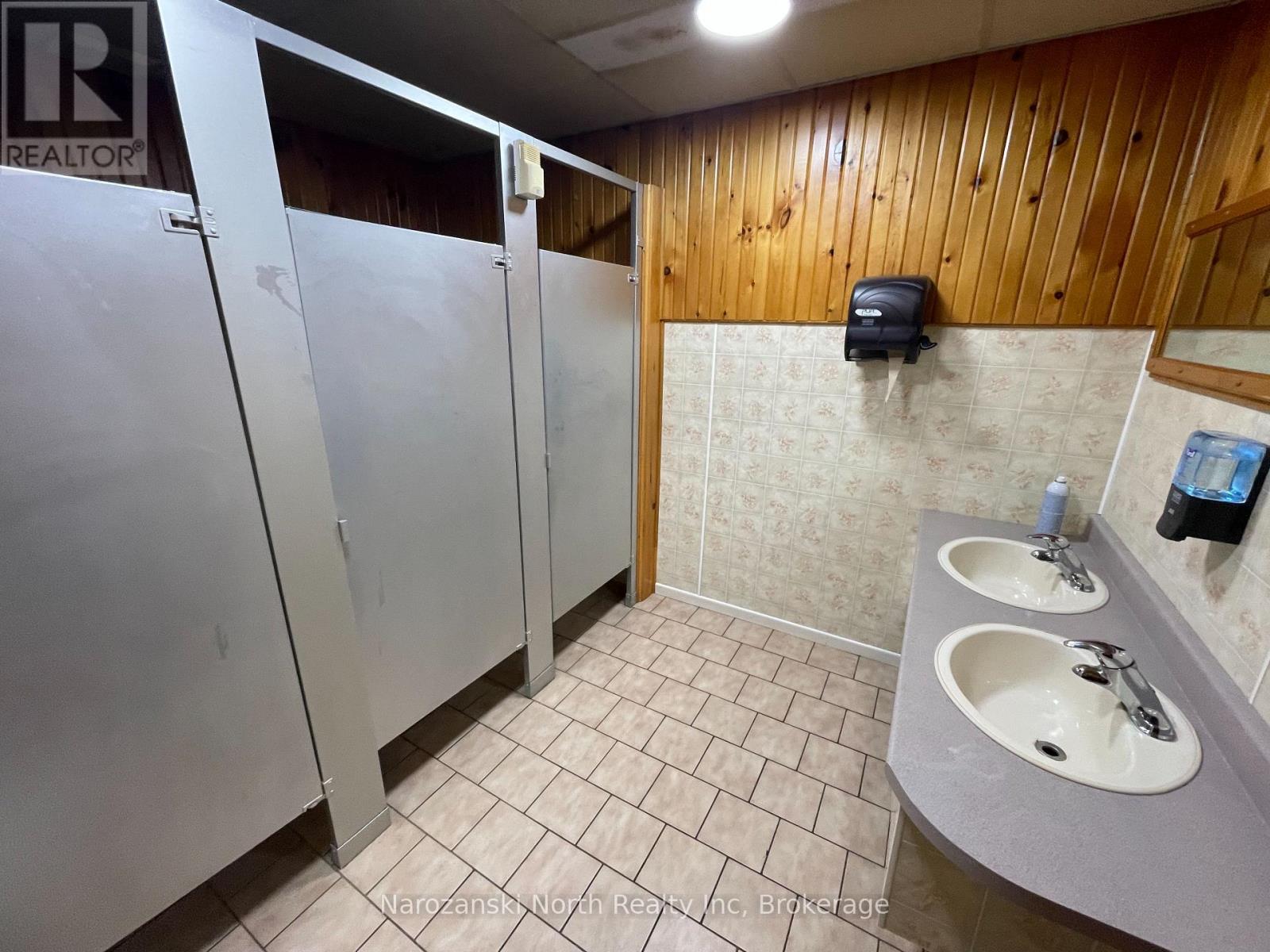 1527 Hwy 64 Highway, French River, Ontario  P0M 1A0 - Photo 17 - X13464016
