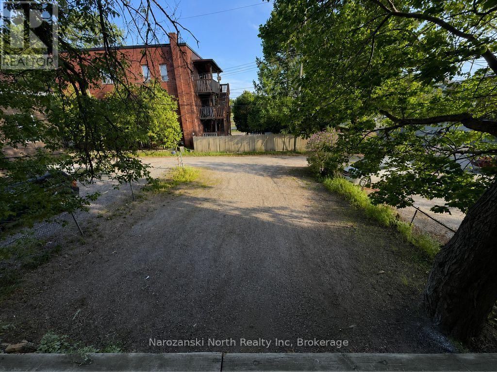 293 Elm Street, Greater Sudbury, Ontario  P3C 1V6 - Photo 23 - X13602158