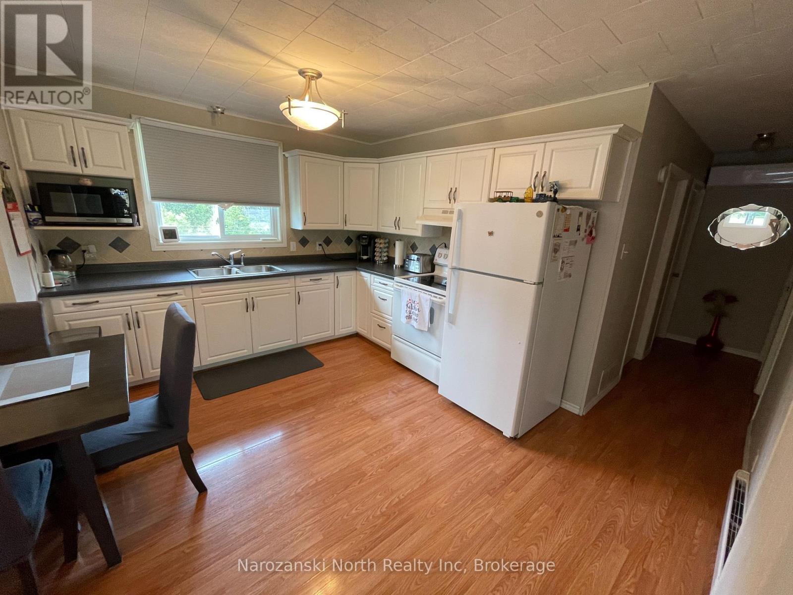 1443 Hwy 64 Highway, French River, Ontario  P0M 1A0 - Photo 4 - X13664478