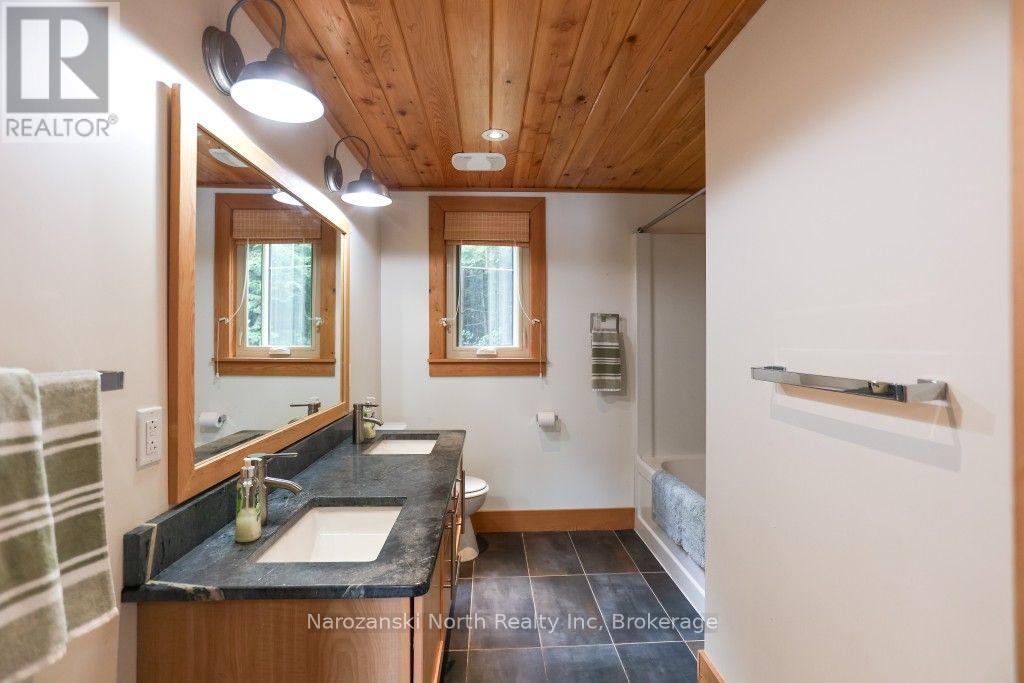 836 J Carlyle Lake Road, Killarney, Ontario  P0M 2A0 - Photo 16 - X13733494