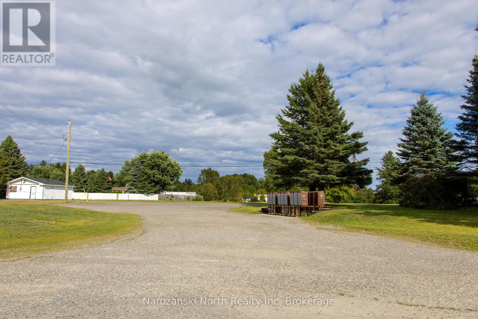 358 Gravel Drive, Greater Sudbury, Ontario  P3P 1H5 - Photo 4 - X13781450