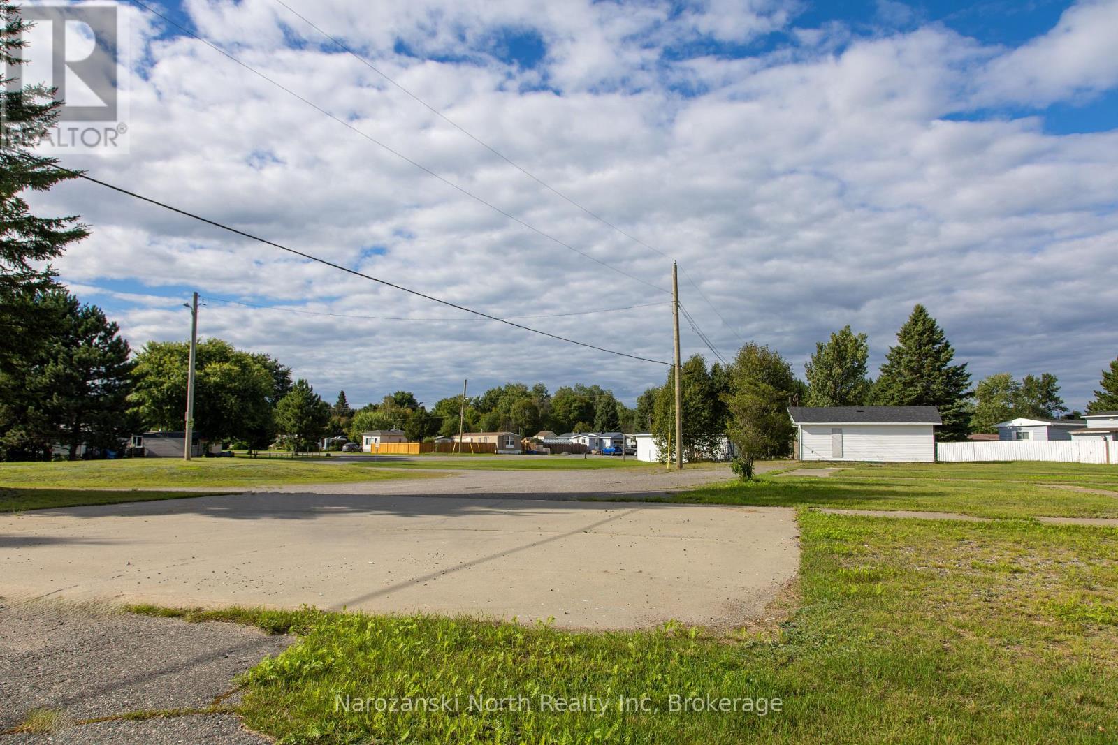 358 Gravel Drive, Greater Sudbury, Ontario  P3P 1H5 - Photo 5 - X13781450