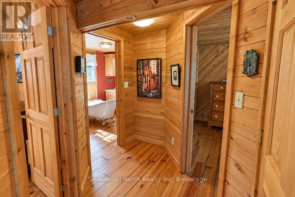 344 Perry Avenue, Killarney, Ontario  P0M 1A0 - Photo 13 - X13878360