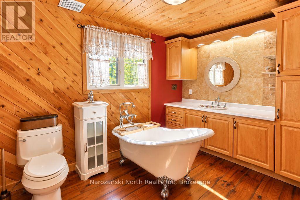 344 Perry Avenue, Killarney, Ontario  P0M 1A0 - Photo 15 - X13878360