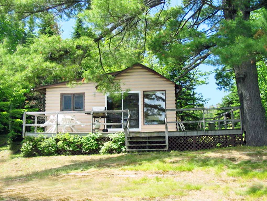Come Discover, A Jewel Of A Property, Ontario    - Photo 1 - RP1731000959