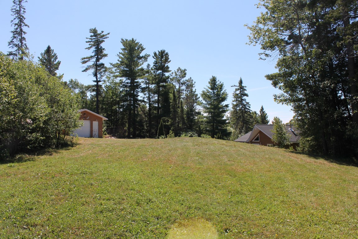 This Is Your Space... , Take A Moment!, Ontario    - Photo 2 - RP2274146367