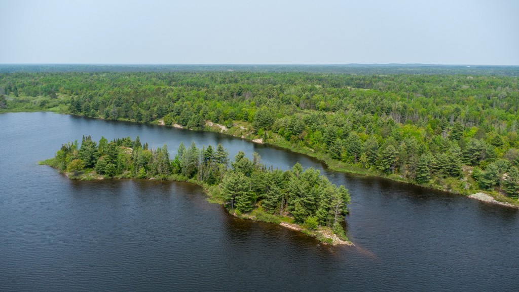 556 Hartley Bay Road, Killarney, Ontario