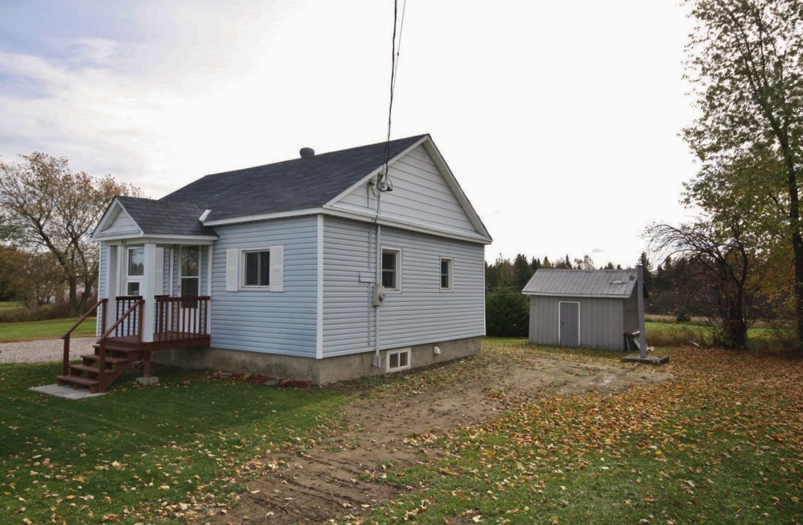Get Into The Market! , Priced To Sell!, Ontario    - Photo 18 - RP5463532388