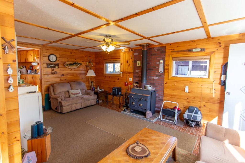 At This Waterfront Hideaway, You Will Never Want To Be Found, Ontario  P0M 1A0 - Photo 10 - RP5519699661