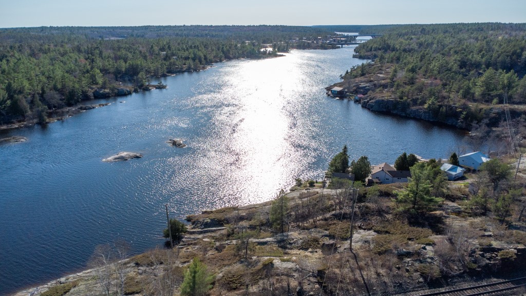 At This Waterfront Hideaway, You Will Never Want To Be Found, Ontario  P0M 1A0 - Photo 6 - RP5519699661