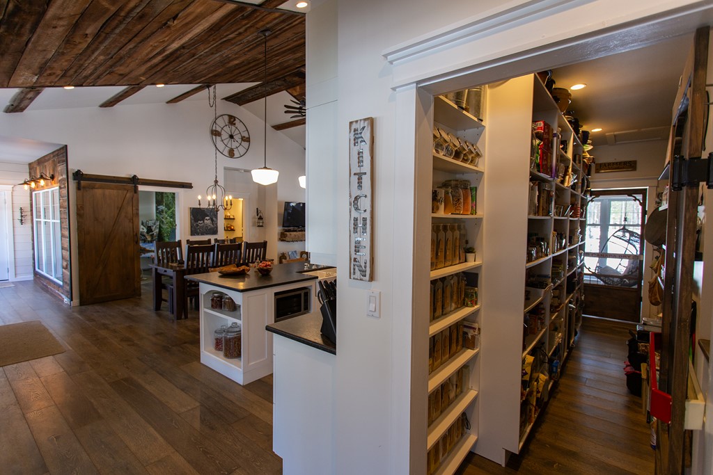 Infinite Opportunity – Endless Choice !! Sold, Sold, Ontario   - Photo 11 - RP492804204