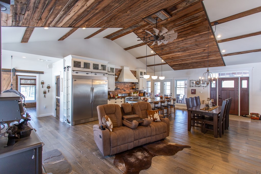 Infinite Opportunity – Endless Choice !! Sold, Sold, Ontario   - Photo 9 - RP492804204