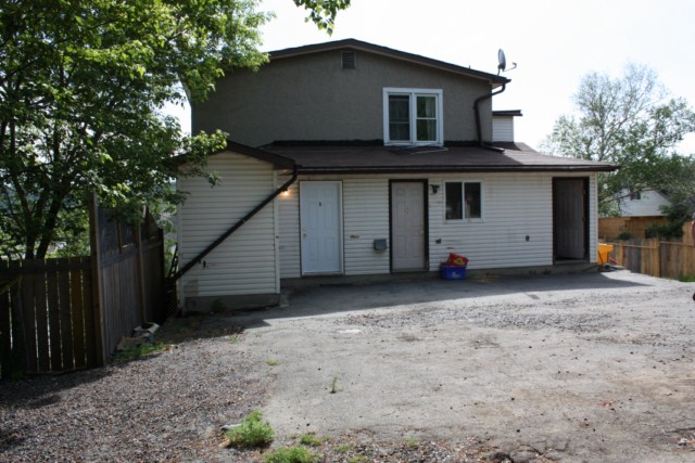 Welcome To This Income Property!!, ..., Ontario    - Photo 2 - RP7060389709